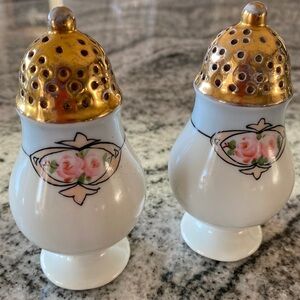 Vintage “Favorite Bavaria” Floral Salt & Pepper Shakers!